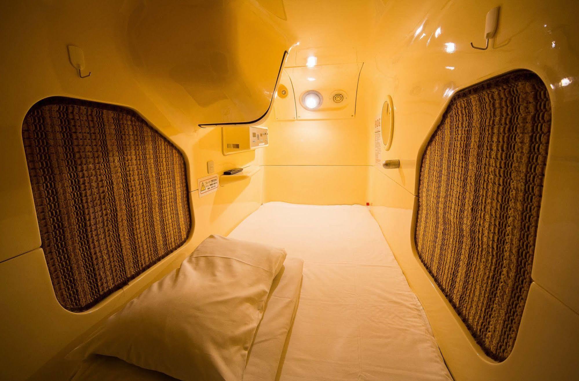 Capsule Inn Sapporo Hostel Экстерьер фото